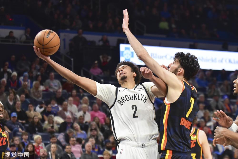 但同时也在 但同时也在